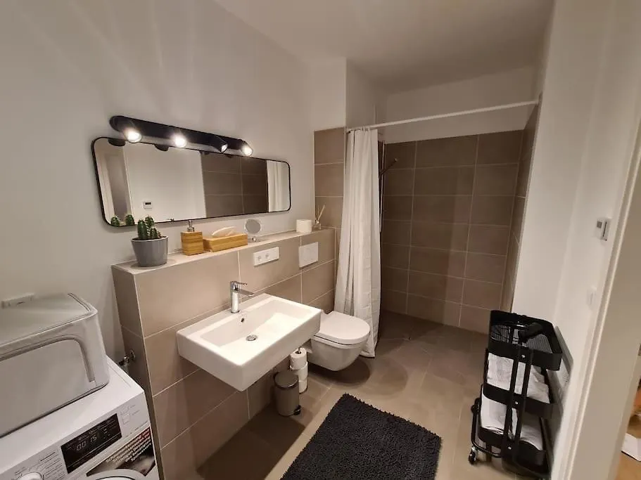 Apartment Neu, Zentral, Schoen, Bergblick, Suedterrasse Freilassing